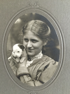 Erma Rebecca Frederick, with Flake, 1909. 